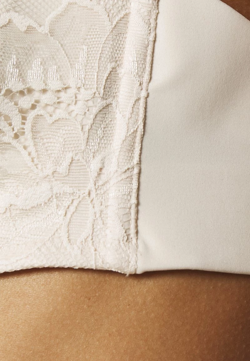 Triumph Femme AMOURETTE CHARM Soutien Gorge à Bretelles Amovibles Creamy Dream – Image 5