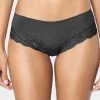 Triumph Slip Black Femme