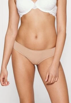 Triumph Femme LOVELY BRAZILIAN Slip Smooth Skin