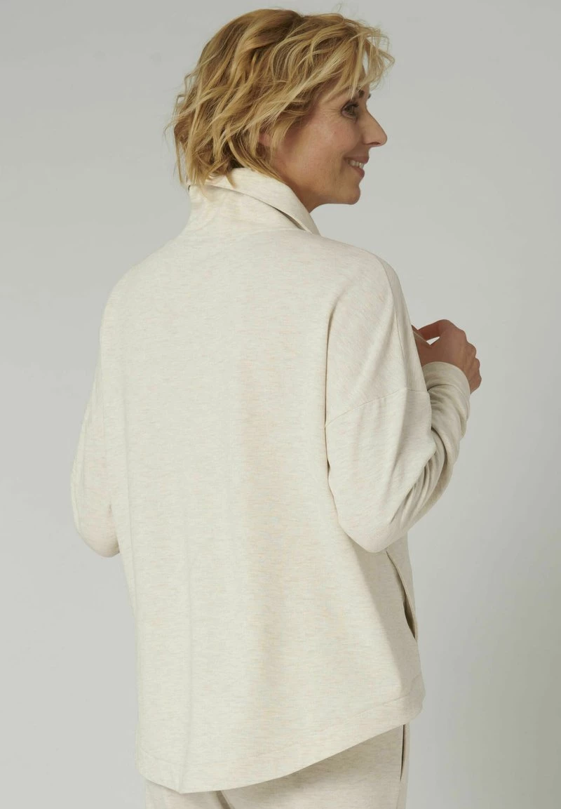 Triumph THERMAL Haut De Pyjama Skin Light Combination Femme – Image 3