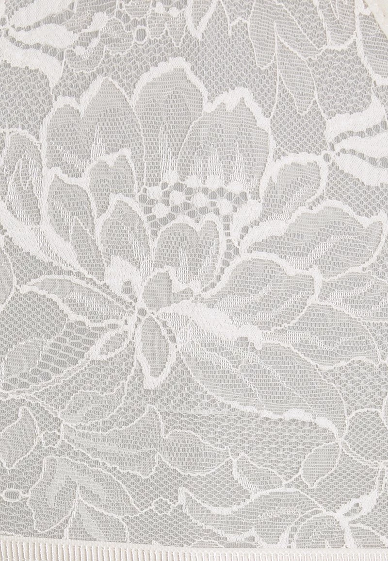 Triumph Femme AMOURETTE CHARM Shorty Creamy Dream – Image 3