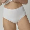 Triumph SMART MICRO Shorty White Femme
